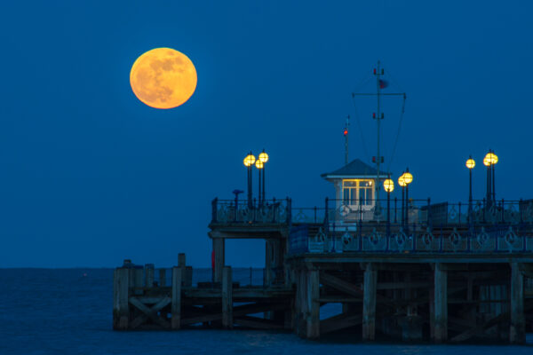 Super Blood Blue Moon rise Swanage Pier